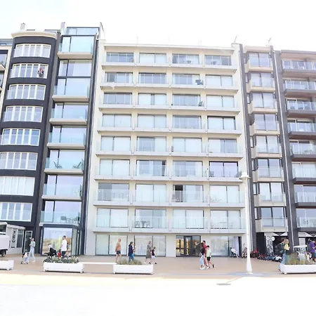 In With Ocean Views Apartament Nieuwpoort