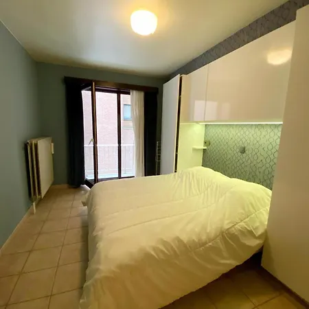 In With Ocean Views Apartamento Nieuwpoort