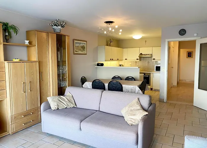 Apartament In With Ocean Views